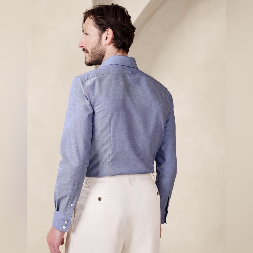 NWT Banana Republic Slim Wrinkle Resistant Blue Dress Shirt Size Large. - Picture 2 of 9